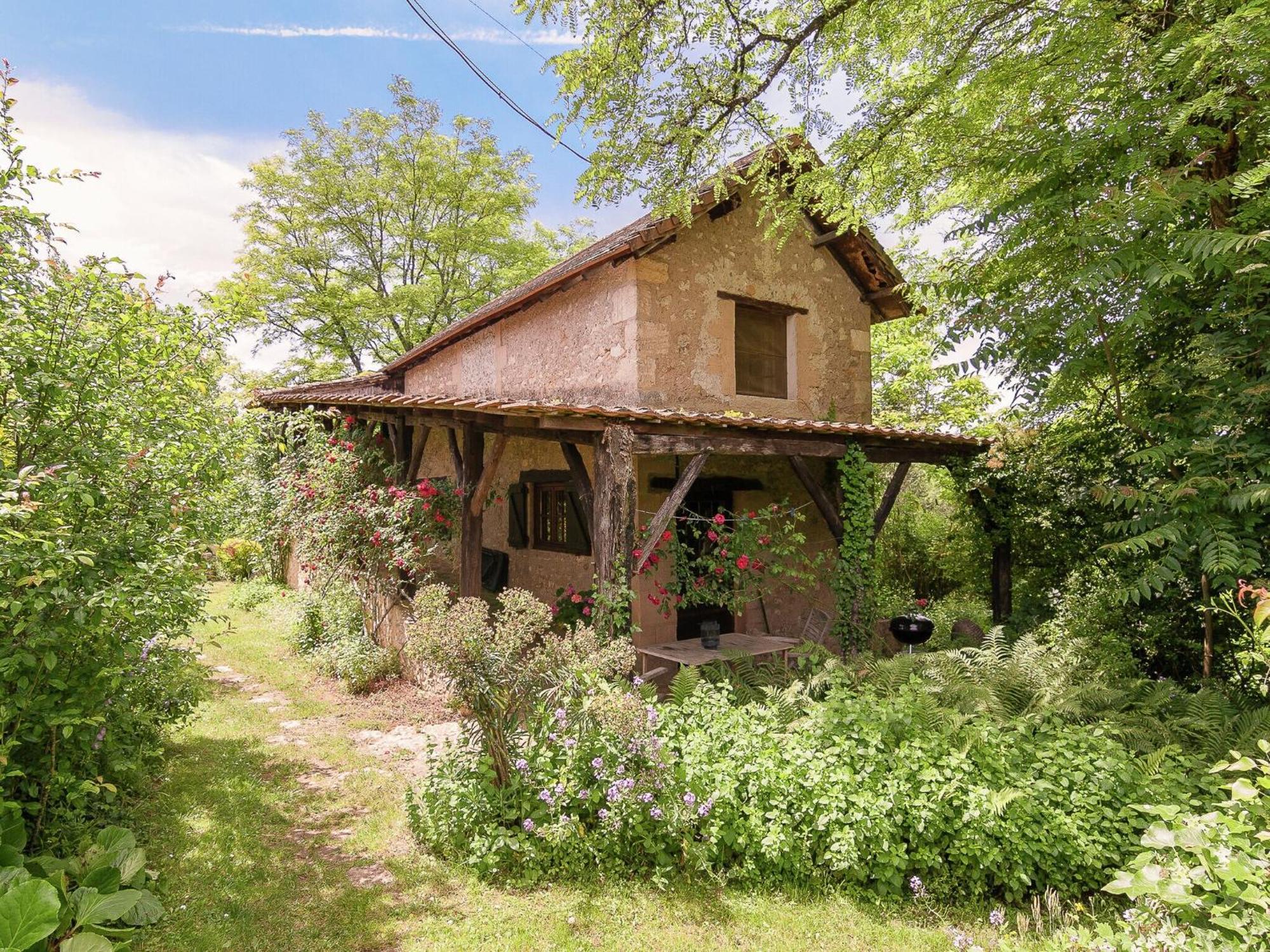 Cottage In Les Eyzies De Tayac Sireuil With Pool Meyrals Exterior photo