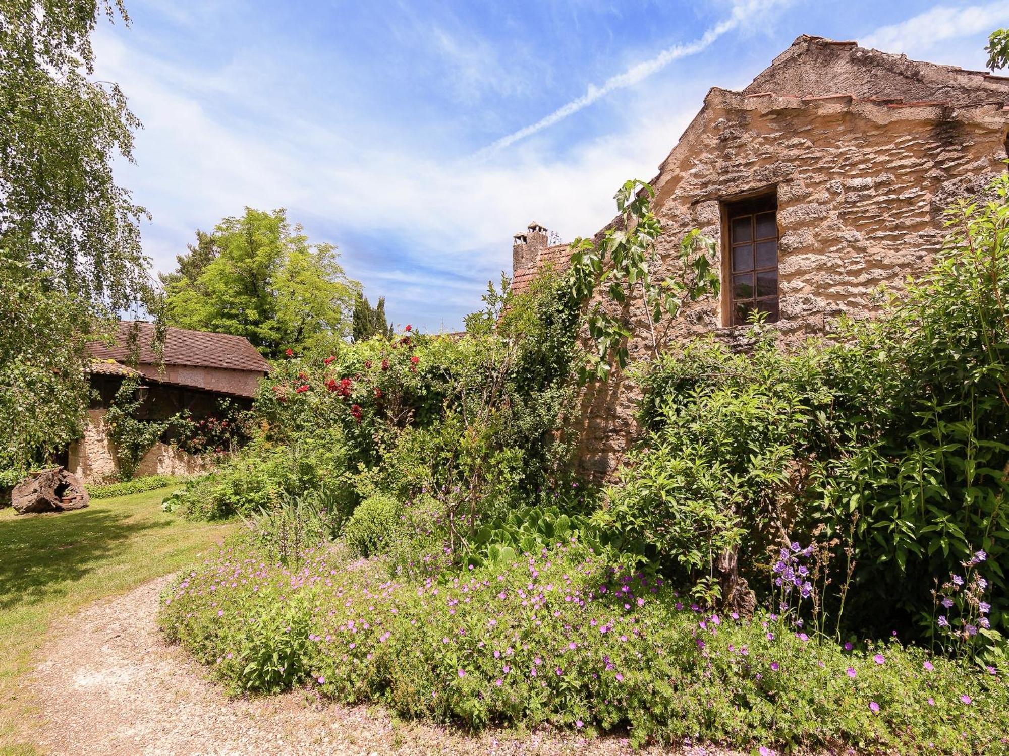 Cottage In Les Eyzies De Tayac Sireuil With Pool Meyrals Exterior photo